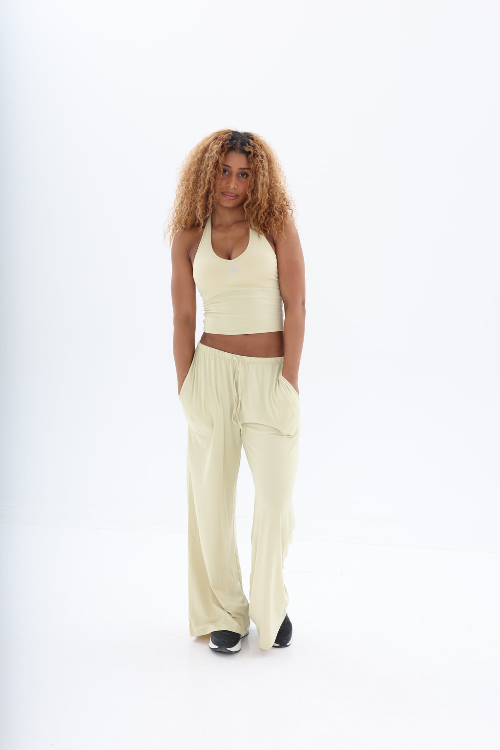 Essential Cropped Top